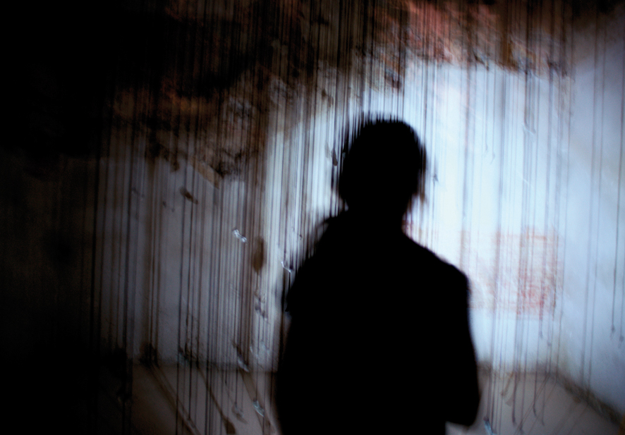 Tears 2015, Lágrimas 2015, installation, instalación, Olga Simón, going through, atravesando. exhibition exposición, Las cigarreras, Alicante art arte, 2016