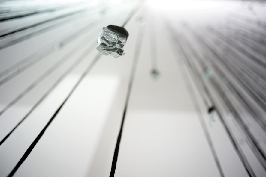 Tears 2015, Lágrimas 2015, installation, instalación, Olga Simón, going through, atravesando, 2016, exhibition exposición, Las cigarreras, Alicante art arte