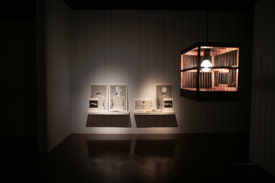 005 Olga Simón · Empty house installation · Instalación Casa vacía · Arte Contemporáneo · Contemporary art · #olgasimonvisualartist · Exhibition · Exposición · Photography · Fotografía · Antiguedades