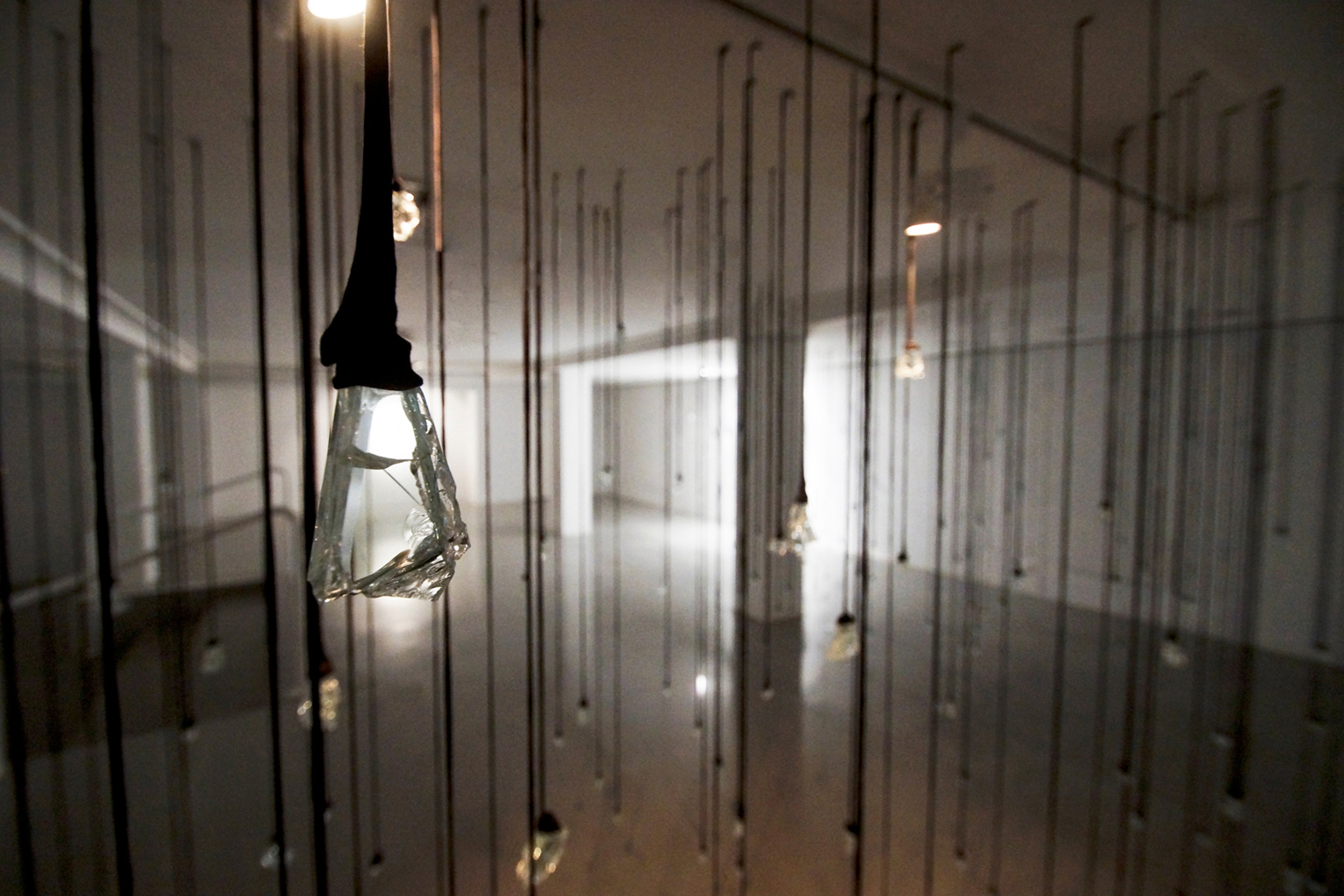 Tears, 2015 / Lágrimas, 2015 In collaboration with Adora Calvo Gallery and curator Carlos Delgado Mayordomo Solo exhibition Olga Simón Centro Cultural Pérez de la Riva Las Rozas Madrid Spain 28th January – 29th February 2015 'Tears 2015' exhibition - Exposición 'Lagrimas 2015' - Galería Adora Calvo - Comisario Carlos Delgado Mayordomo - Centro Cultural Pérez de la Riva - Sala Maruja Mallo - Las Rozas Madrid - Tears 2015 - Lágrimas 2015 - Contained Tear - Lágrima contenida - Fallen Tear - Lágrima caída - Jardín polar -
