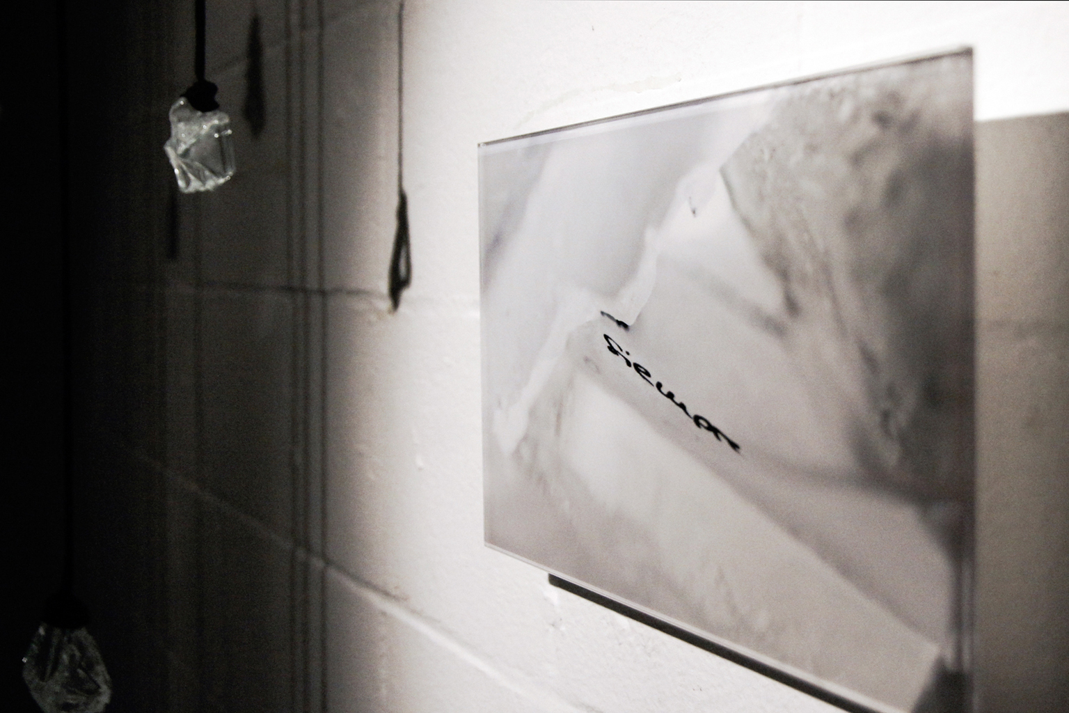Tears, 2015 / Lágrimas, 2015 In collaboration with Adora Calvo Gallery and curator Carlos Delgado Mayordomo Solo exhibition Olga Simón Centro Cultural Pérez de la Riva Las Rozas Madrid Spain 28th January – 29th February 2015 'Tears 2015' exhibition - Exposición 'Lagrimas 2015' - Galería Adora Calvo - Comisario Carlos Delgado Mayordomo - Centro Cultural Pérez de la Riva - Sala Maruja Mallo - Las Rozas Madrid - Tears 2015 - Lágrimas 2015 - Contained Tear - Lágrima contenida - Fallen Tear - Lágrima caída - Jardín polar -